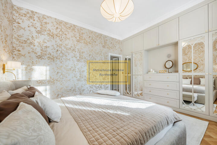 Wyjątkowy apartament w samym sercu Krakowa 141m2 miniaturka 15