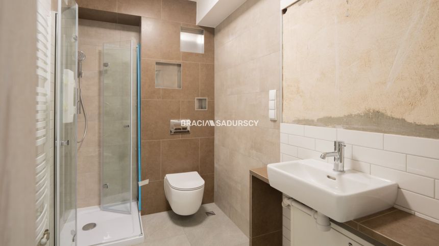 Nowoczesny lokal na wynajem, 135m2 ul. Pod Fortem miniaturka 13