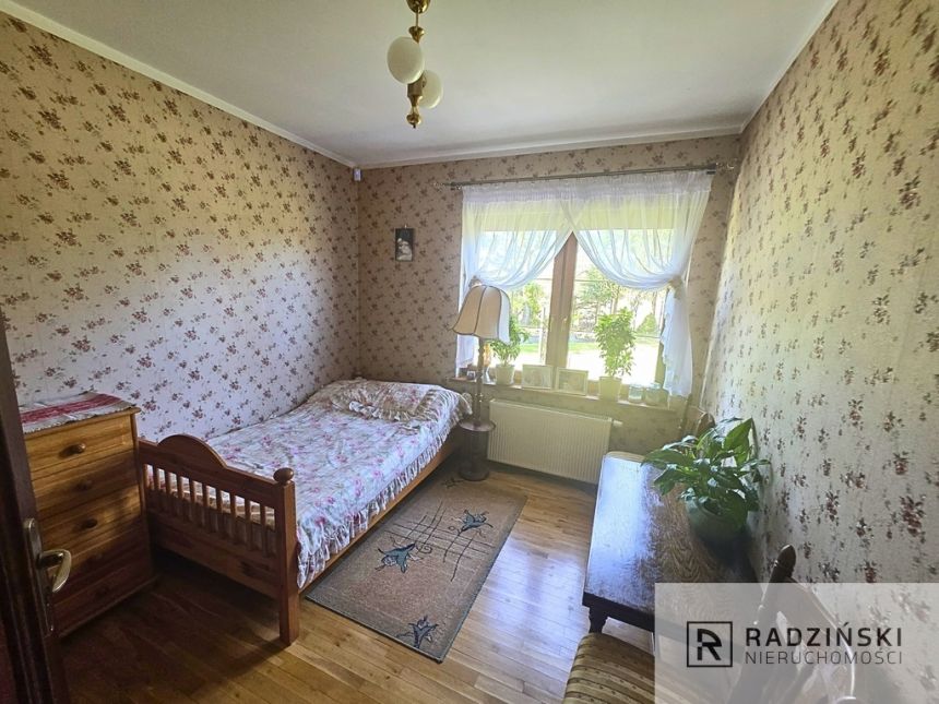Dom wolnostojący  z 2008r- 184 mkw, działka 1.1 ha miniaturka 14