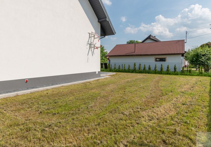Nowy 5 pokojowy dom w Staniątkach obok Niepołomic miniaturka 4