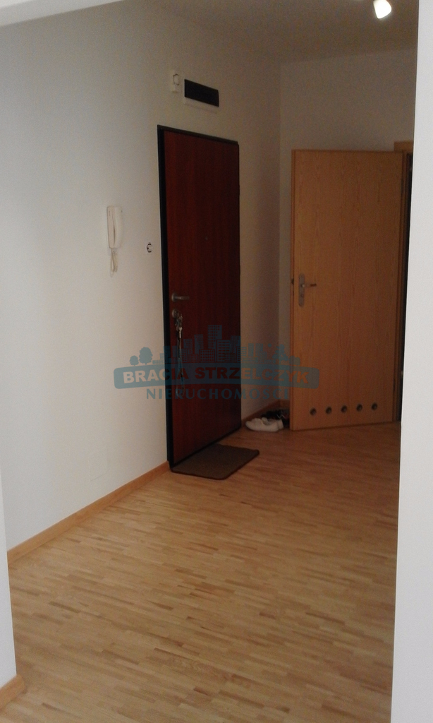 2-pokojowe z balkonem w apartamentowcu miniaturka 13