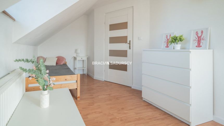 Uroczy dom 130m² z bajkowym ogrodem – Gnatowice! miniaturka 18