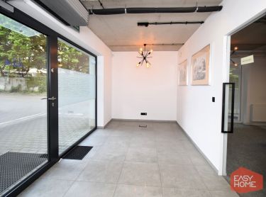 Lokal 49 m2, 4x m. parking, klima, stan bdb,