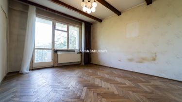 2-pok, dwustronne, do remontu, z balkonem