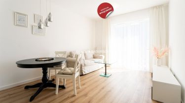 2 pok 40m2 z balkonem i tarasem na dachu budynku