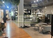Showroom ,otwarta przestrzeń,przy wejściu ,ochrona miniaturka 8