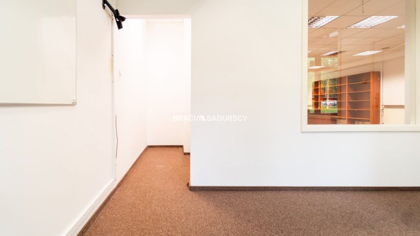 Lokal usługowy w centrum zabudowy mieszkaniowej! miniaturka 13