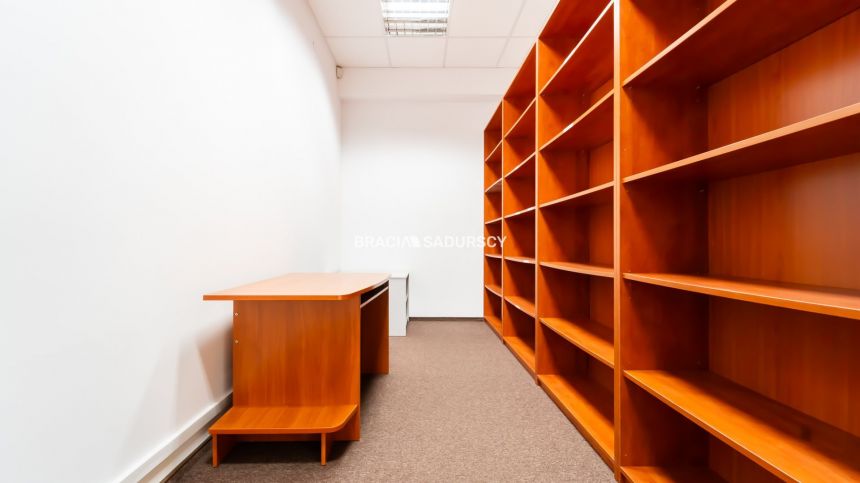 Lokal usługowy w centrum zabudowy mieszkaniowej! miniaturka 33