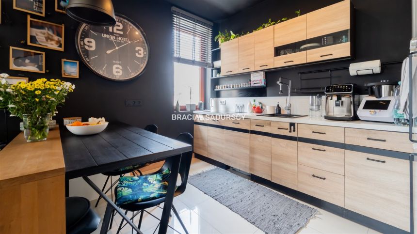 3 pok, 2 łazienki negocjacja ceny! miniaturka 32