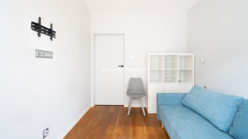Nowoczesny apartament z tarasem w sercu Zabłocia miniaturka 12