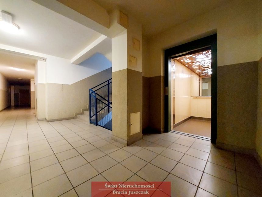 Wysoki standard, balkon, garaż, komórka miniaturka 8