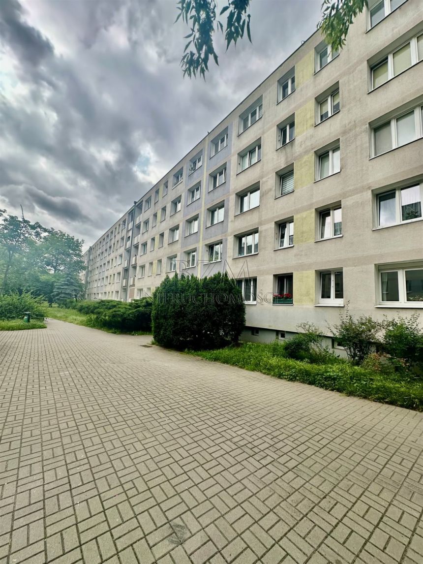 Rataje, os. Piastowskie. Przestronne - zdjęcie 1