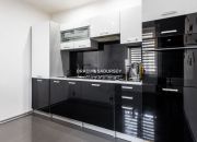 Tyniec, dom po remoncie z tarasem i działką 572 m2 miniaturka 11