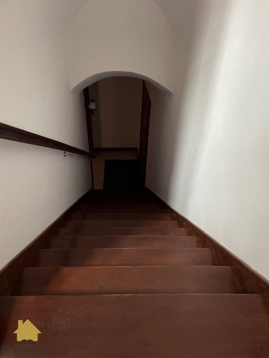 LOKAL W ZABYTKOWEJ KAMIENICY NA STARYM MIEŚCIE miniaturka 16
