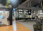 Showroom ,otwarta przestrzeń,przy wejściu ,ochrona miniaturka 10