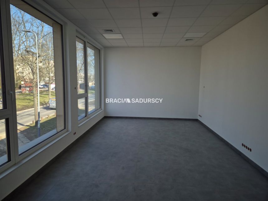 Nowoczesny lokal użytkowy - 44m2 - Azory - zdjęcie 1