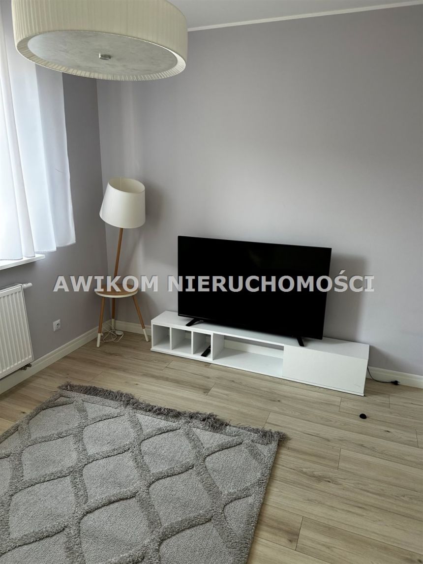 Grodzisk Mazowiecki, 3 800 zł, 67 m2, z miejscem parkingowym przy budynku miniaturka 13