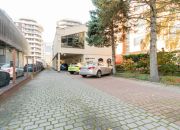 Atrakcyjny lokal w pobliżu Ronda Mogilskiego miniaturka 1