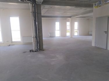 Nowy lokal 497,87 m2 parter