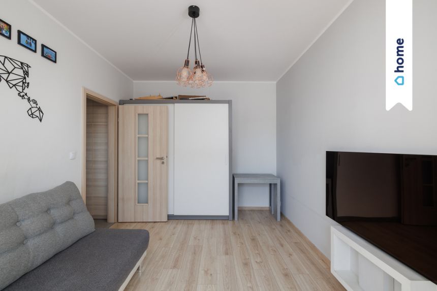 2-pokojowe w eleganckiej dzielnicy, logia i garaż miniaturka 3
