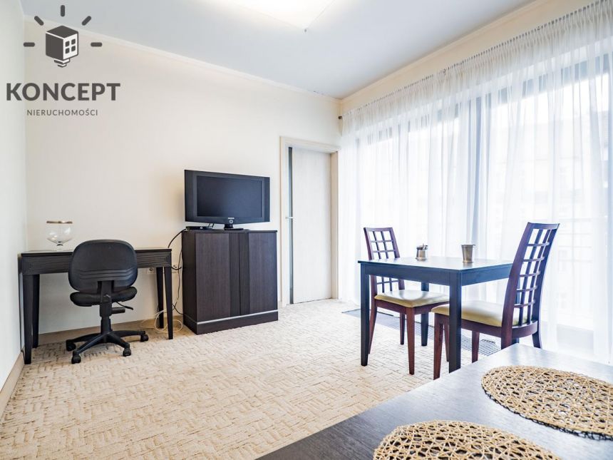 Komfortowy 2-pok. apartament przy Pl. Bema miniaturka 3