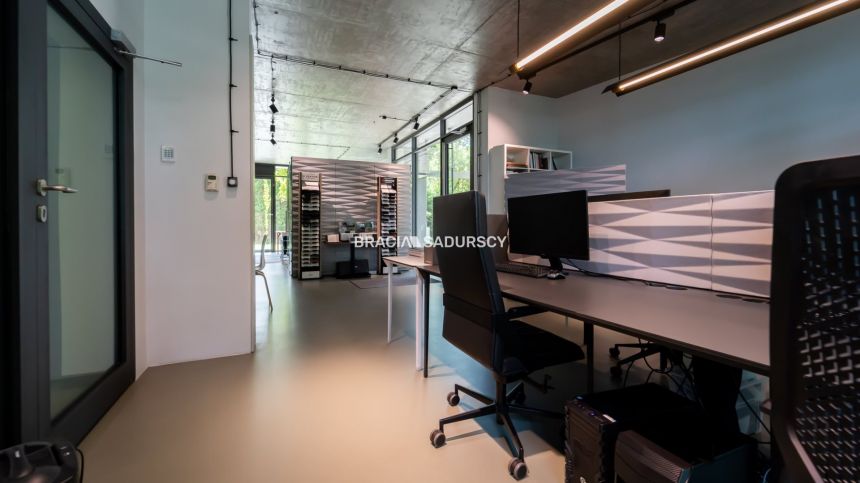 Lokal handlowy/biurowy 100m2/ parter/ul.Piastowska miniaturka 30