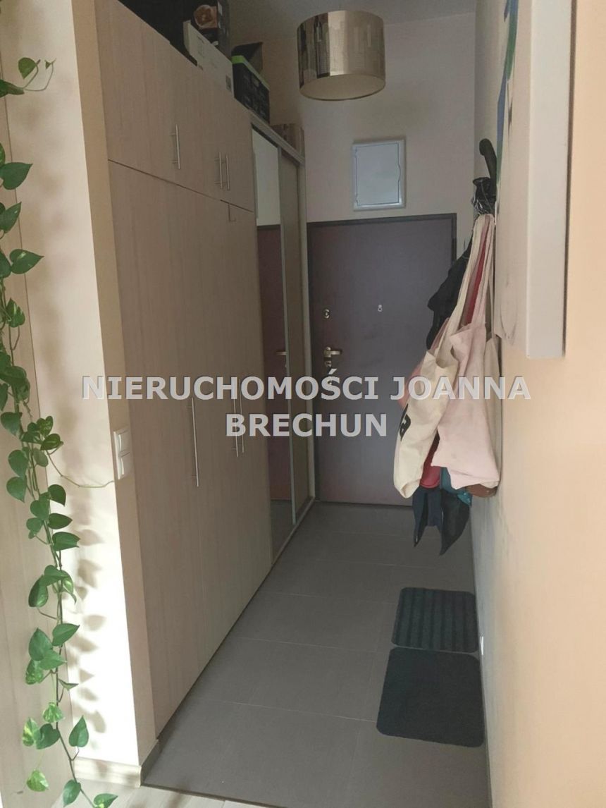 Oporów / Komfortowa kawalerka miniaturka 10