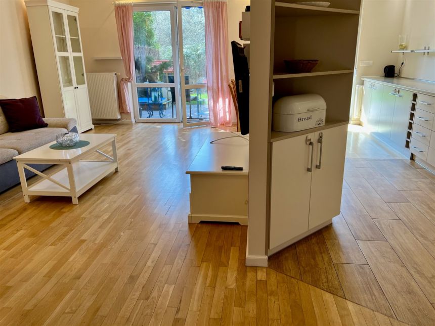 Pienista - 3 pokoje, garaż + parking, taras, ogród miniaturka 6