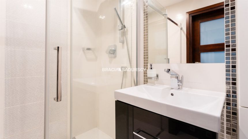 Wysoki standard| Jasne| Duży balkon miniaturka 15