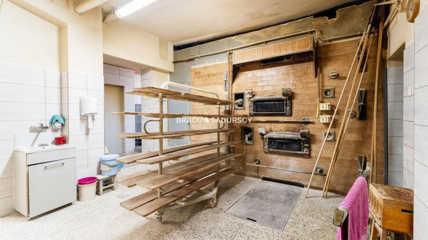 Nowoczesny dom z piekarnią miniaturka 44