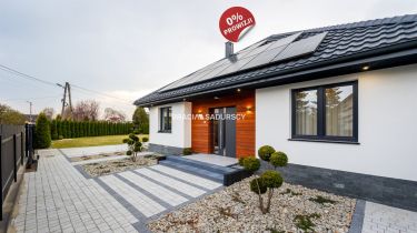 Kraków. Dom z basenem.