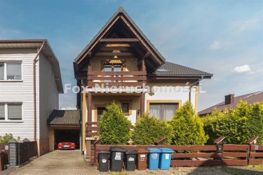 Przestronny dom w elegacnkiej dzielnicy Czechowic