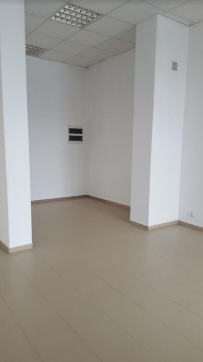Atrakcyjny lokal użytkowy w centrum Radzymina miniaturka 4
