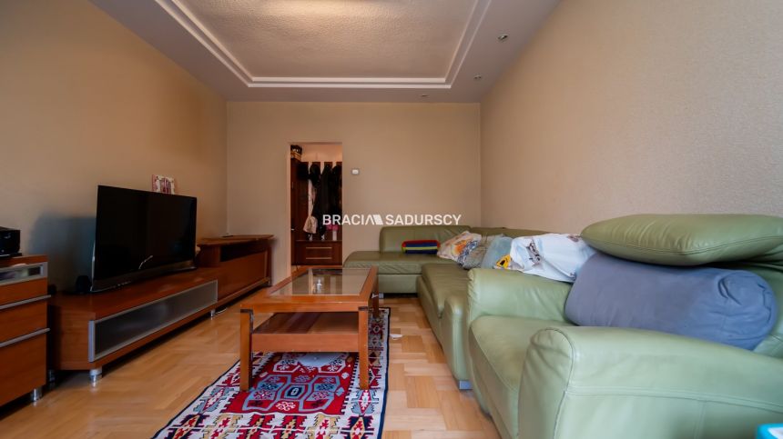 73 m², 3 pokoje, balkon, świetna lokalizacja! miniaturka 9