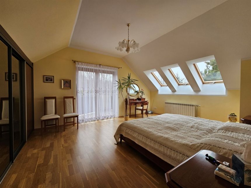Zadbany dom w Bęczarce o pow. 200m². miniaturka 15