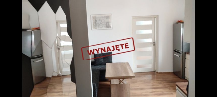 Sosnowiec Dobrzańskiego - obszerne mieszkanie miniaturka 7