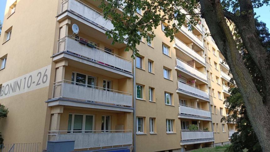 Atrakcyjne mieszkanie przy ul. Bonin - zdjęcie 1