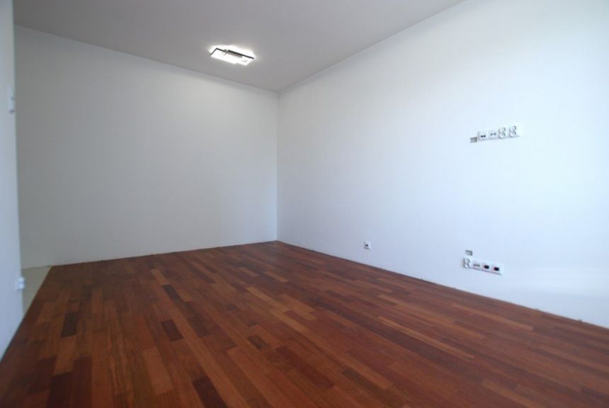 2 pokoje, balkon, winda, po remoncie, BRAK GAZU miniaturka 3
