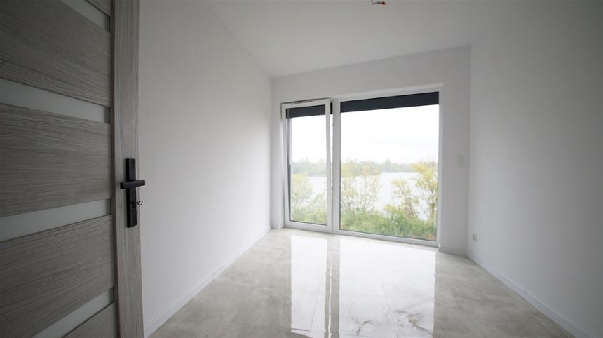 Wynajem apartament 76m2. 3 pokoje z tarasem miniaturka 6