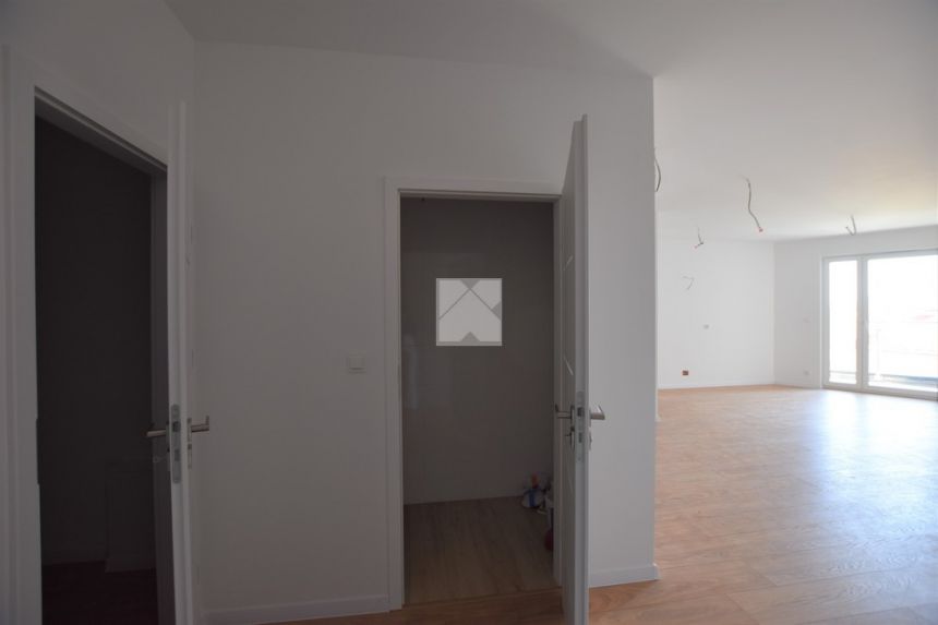 63m2 apartament w nowoczesnym budynku / Bielskiego miniaturka 13