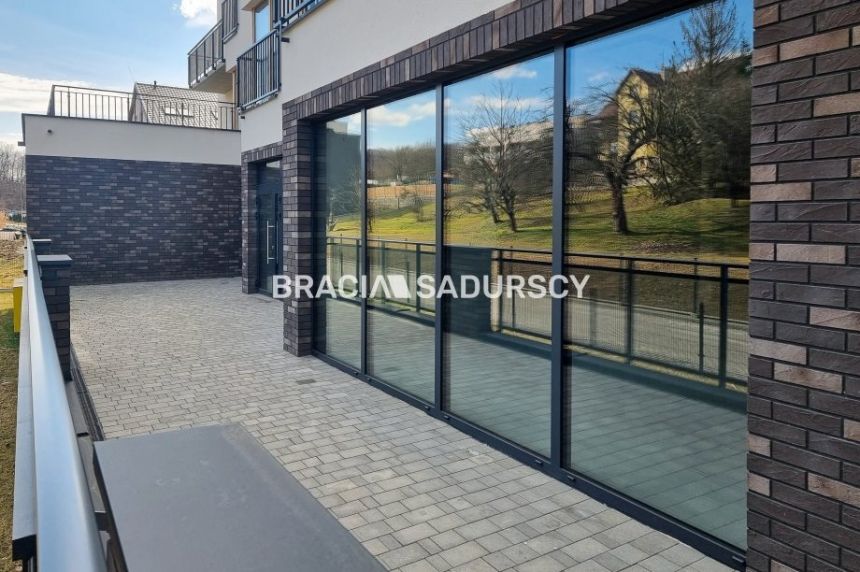 Lokal usługowy w Skawinie, NOWA CENA 7500 m2 miniaturka 2