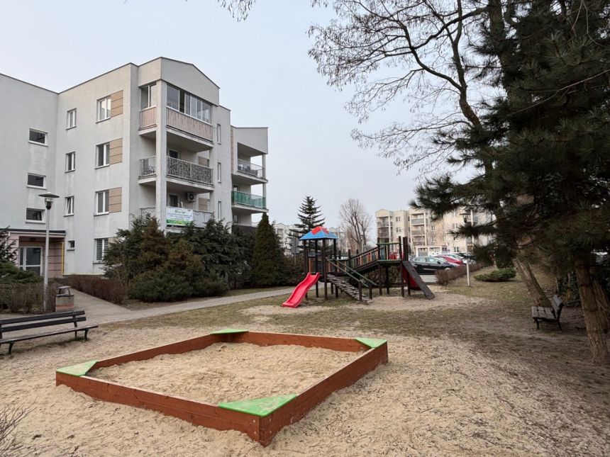 2 pokojowe mieszkanie w centrum Radzymina miniaturka 2