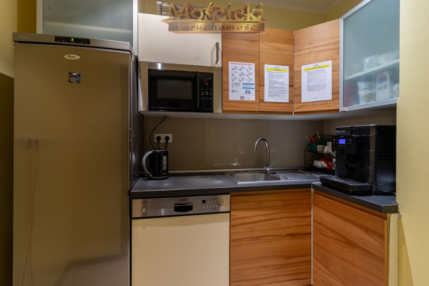 Sprzedam budynek biurowy miniaturka 9