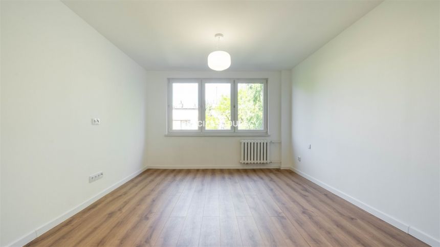 Mieszkanie na wynajem, 2-pok, Skawina miniaturka 8
