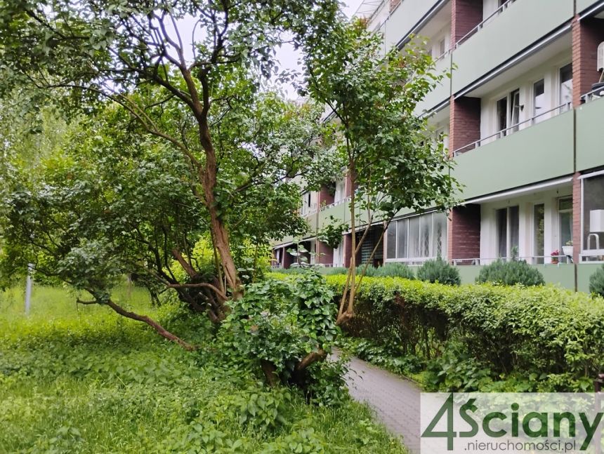 Wola-Koło, z balkonem, blisko metra, cegła - zdjęcie 1