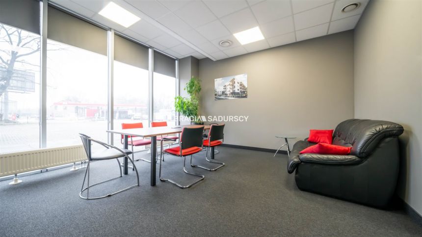Lokal parterowy o powierzchni 65,51 m², Zakrzówek miniaturka 9