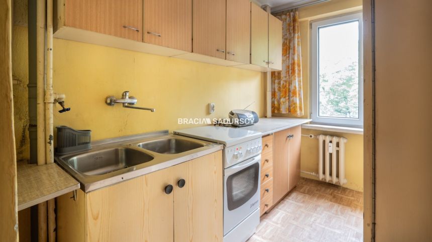 Klasyczne mieszkanie blisko uczelni miniaturka 9