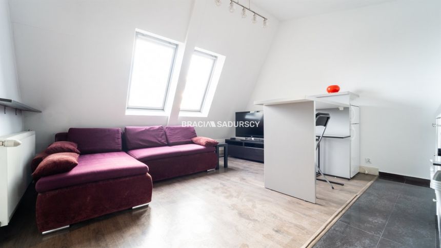 Bronowice | ul. Lea  | 37m2 | 2- pokoje | 2500 zł miniaturka 2