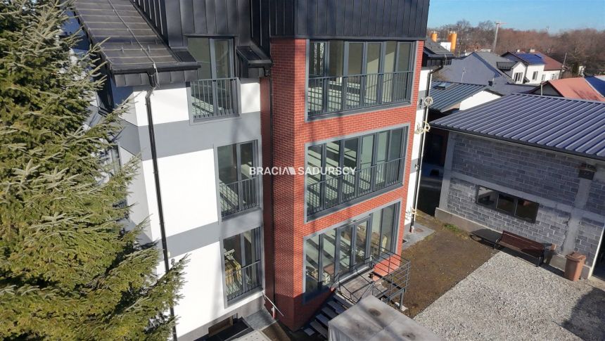 Wolnostojący obiekt biurowy- 300m2!!! miniaturka 3