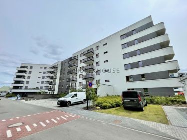 mieszkanie z ogródkiem 150m od stacji metra!